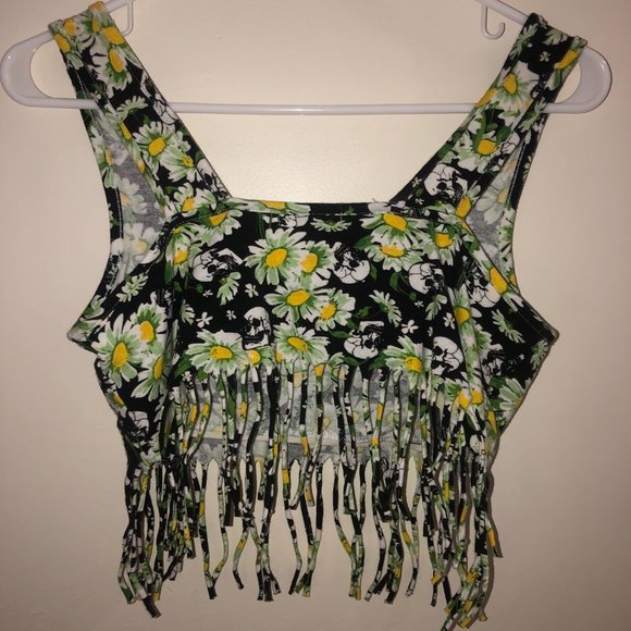 Hot Topic Fringe Crop Top Daisy Skull - Picture 3 of 5
